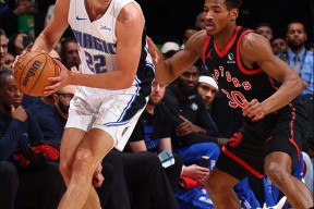 关于从费德勒在德国队比赛中惊艳表现到丹佛掘金单刀错失备战NBA常规赛，今夜迈阿密热火伤情更新的信息