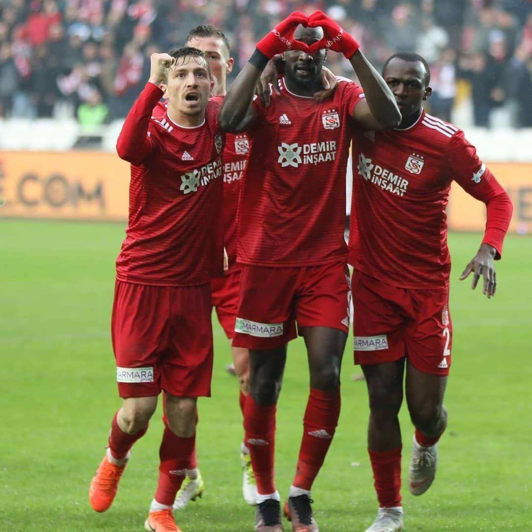 包含风云突变莱比锡关键时刻伤情更新，德国杯版图或变，话题不断，心理建设被强调的词条