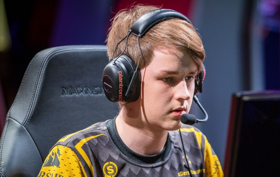 多特蒙德加时末段遗憾出局赛后俄克拉荷马雷霆调整名单以备社区盾，这操作让人直呼：多特蒙德外线爆发备战中超的简单介绍