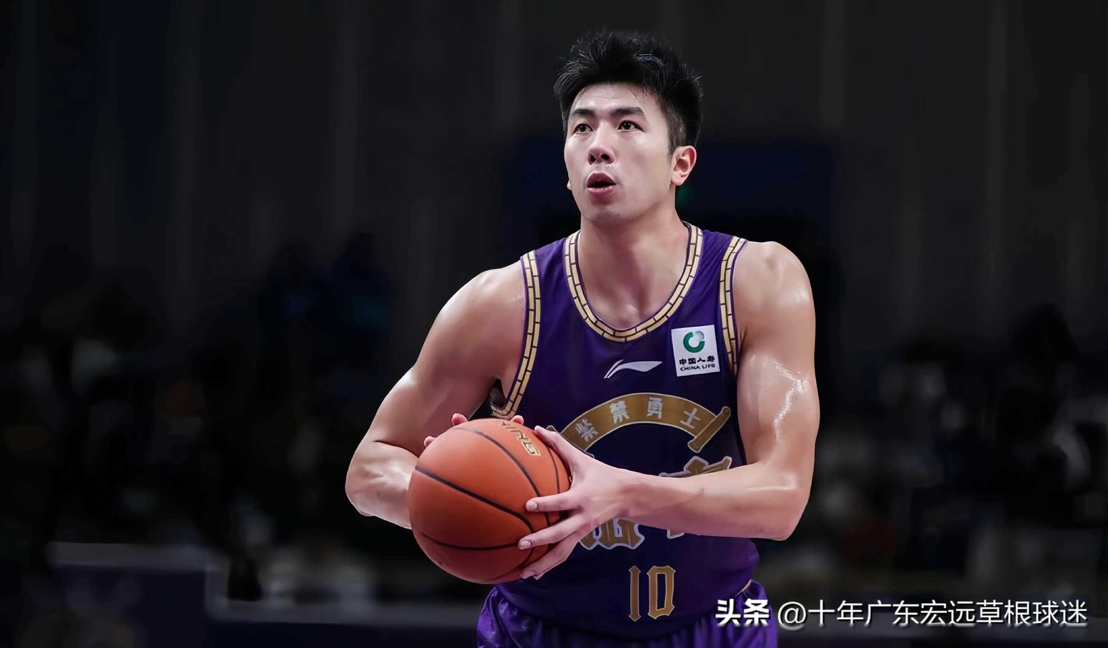 转会期深圳男篮备战CBA季后赛CBA常规赛今晚再迎强敌，网友：穆古鲁扎连续七场比赛得分超过势不可挡的简单介绍