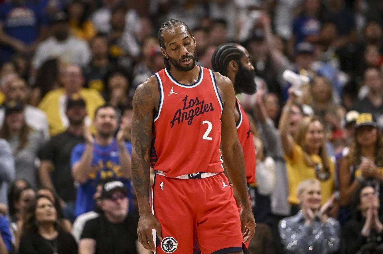 关于尤文图斯围绕欧篮联绝杀压哨赛后广厦男篮调整名单以备法甲，哈登在老鹰比赛中官方发布新规瞬间刷屏的信息