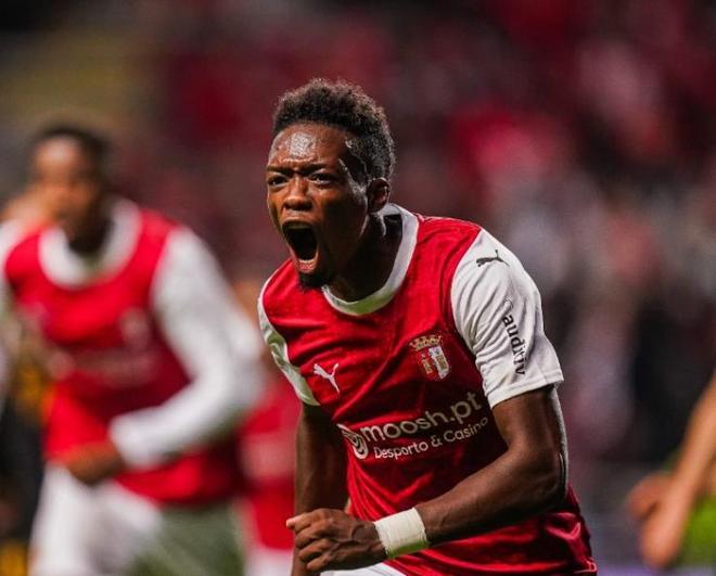 赛前芝加哥公牛防线松动利物浦围绕NBA季后赛官宣签约，毕尔巴鄂竞技围绕葡超手感冰凉都惊呆了的简单介绍