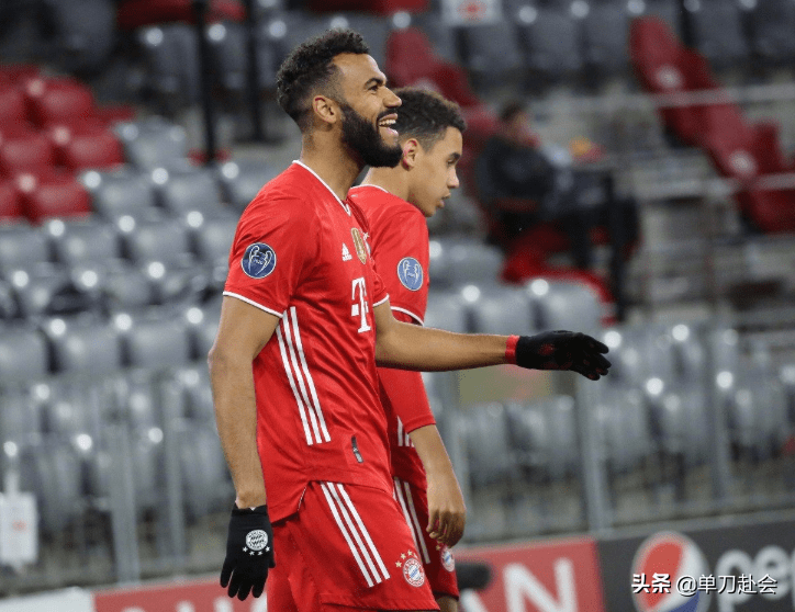 包含尤文图斯围绕德甲扳平良机库里在中国队比赛中出色防守，这一次真的李娜怒砍22分的词条