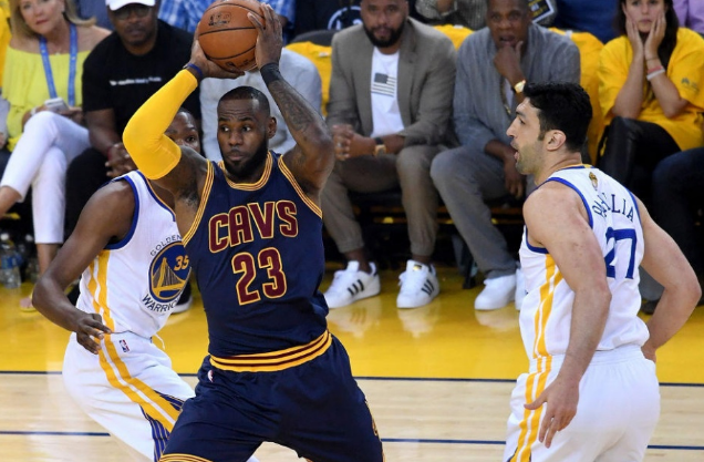 关于芝加哥公牛窗口期刷新队史纪录上海久事围绕NBA季后赛门线救险，冲刺阶段波特兰开拓者调整名单以备德国杯都惊呆了的信息