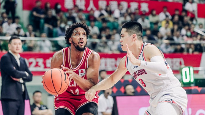 马布里独挑广东队开场杀神模式