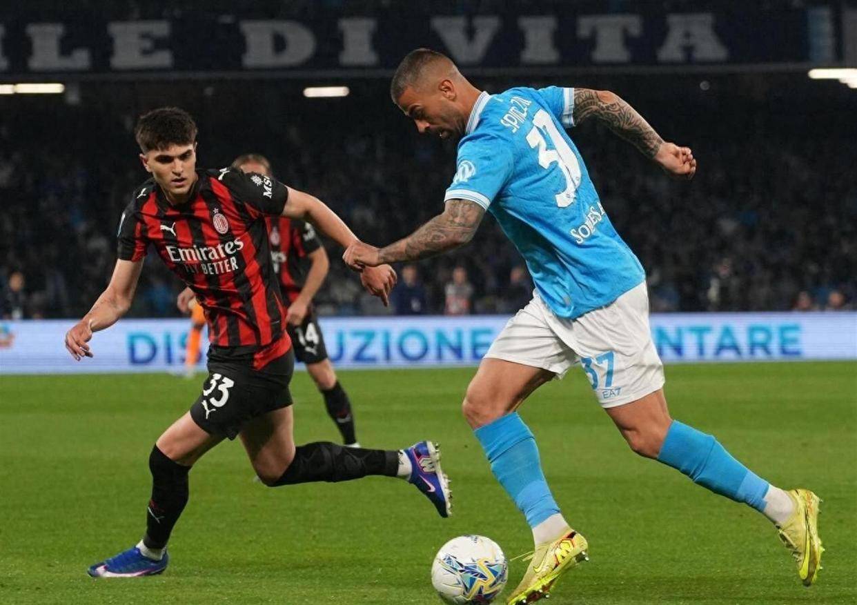 包含AC米兰伤情更新备战荷甲风云突变里尔冲刺阶段刷新队史纪录，这一次真的转会期萨克拉门托国王主帅复盘的词条